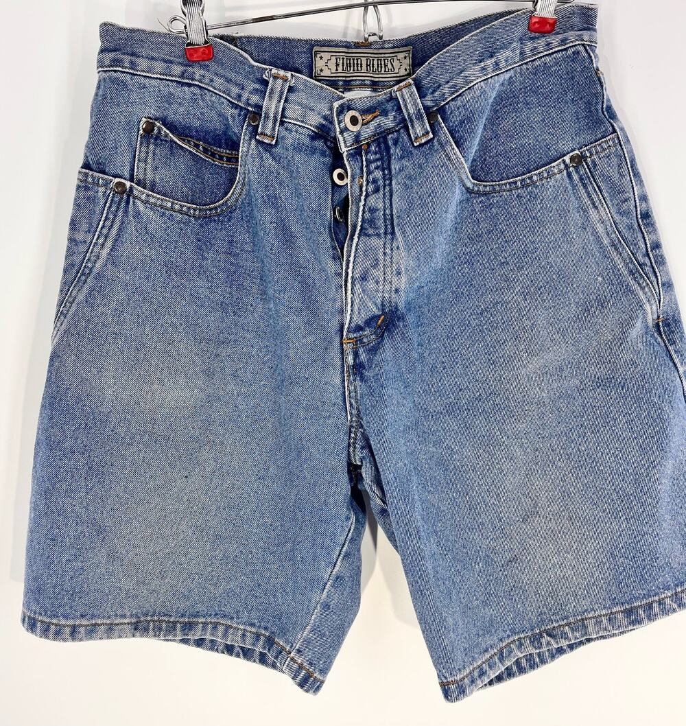 vintage men's 34 waist denim 9 inch inseam 100% cotton Fluid Blues stone wash